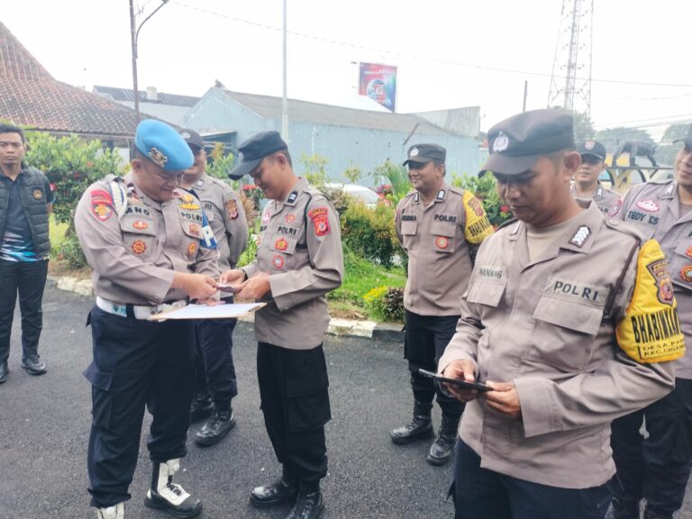 Gaktiblin Polsek Cilimus Tingkatkan Profesionalisme Anggota