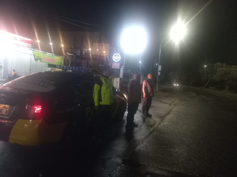 Polsek Cilimus Jaga Kondusifitas Wilayah Lewat Patroli Rutin