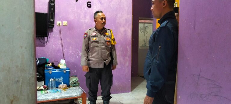 Patroli Siang Hari Polsek Cilimus Pererat Kedekatan dengan Masyarakat