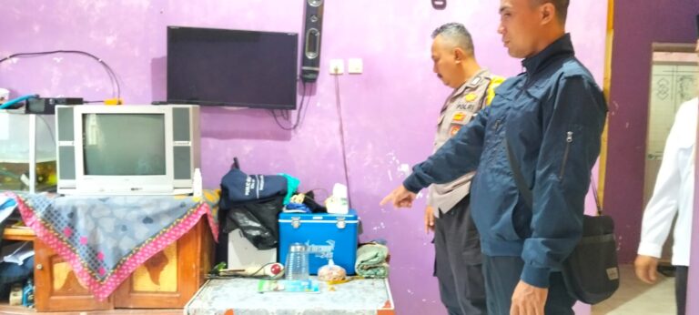 Polisi Sambangi Pemukiman Warga Desa Cibuntu Lewat Patroli Dialogis