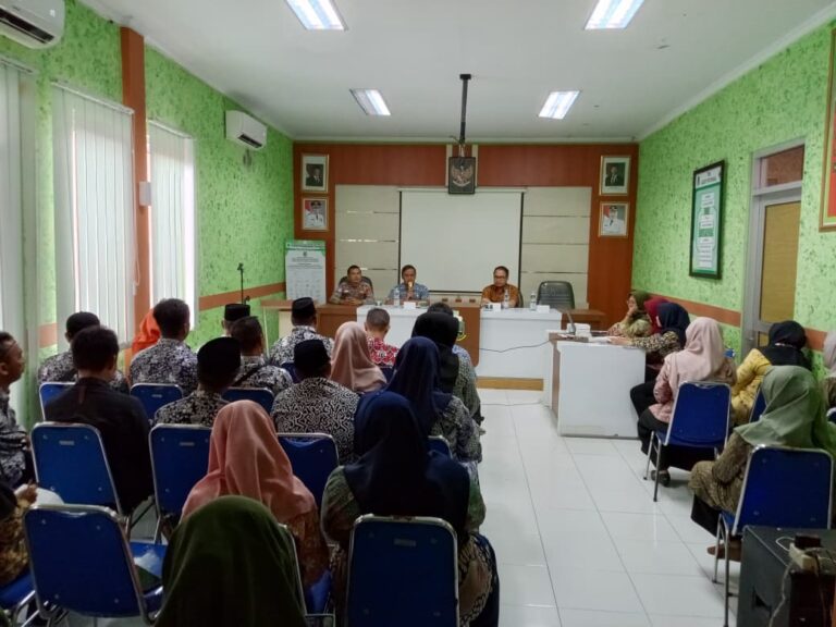 Sinergitas Polri dan Tenaga Kesehatan Terjalin Dalam Kegiatan Loktri Cilimus