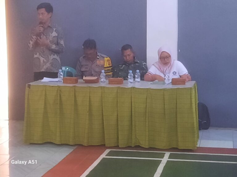 Bhabinkamtibmas dan Babinsa Desa Ciawigebang Hadiri Rembuk Stunting Tahun 2026 di Ciawigebang