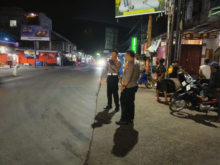 Pasca Idul Adha, Kanit Lantas Polsek Ciawigebang Intensifkan Patroli KRYD Malam Hari Sambangi Pangkalan Ojek Terminal Ciawigebang
