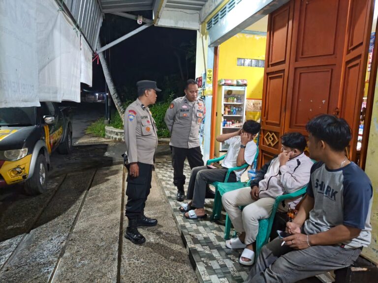 Intensifkan Antisipasi Tawuran, Genk Motor, C3, dan Gangguan Kamtibmas, Patroli KRYD Strong Point dan Sambang Warga Polsek Pancalang di Desa Kahiyangan