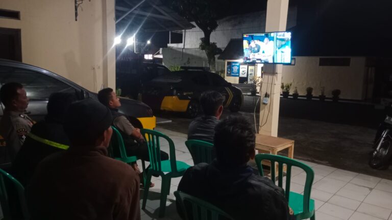 Polsek Cilimus Jadikan Nobar Piala Dunia Sebagai Sarana Mempererat Silaturahmi
