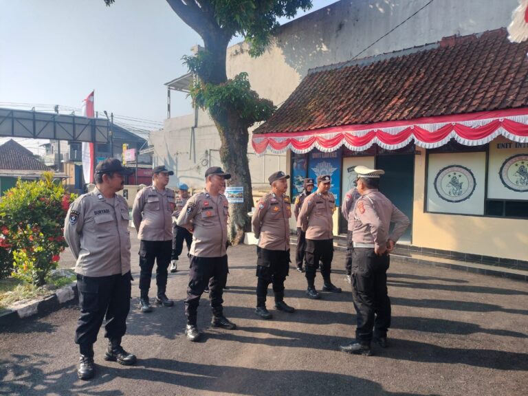 Polsek Cilimus Ingatkan Bahaya Judi Online Dalam Apel Pagi