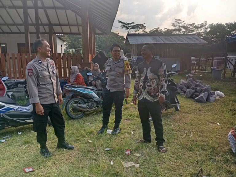 Polsek Cidahu Tingkatkan Patroli Siang, Sambangi Warga Jaga Kamtibmas