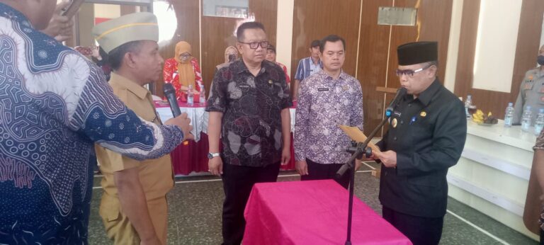 Pengangkatan dan Pemberhentian Pj Kepala Desa Cihirup Berlangsung Khidmat, Kapolsek Ciawigebang Turut Hadir