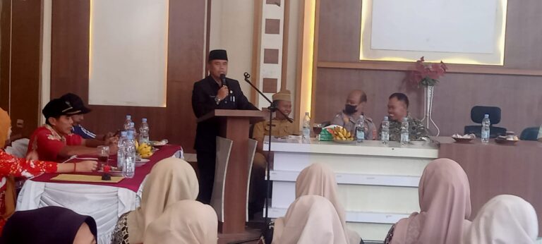 Kapolsek Ciawigebang Hadiri Serah Terima Jabatan Pj Kepala Desa Cihirup