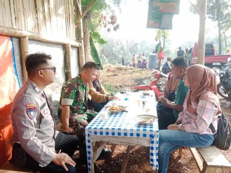 Sambang Warga Binaan, Bhabinkamtibmas dan Babinsa Kadurama Sampaikan Himbauan Kamtibmas