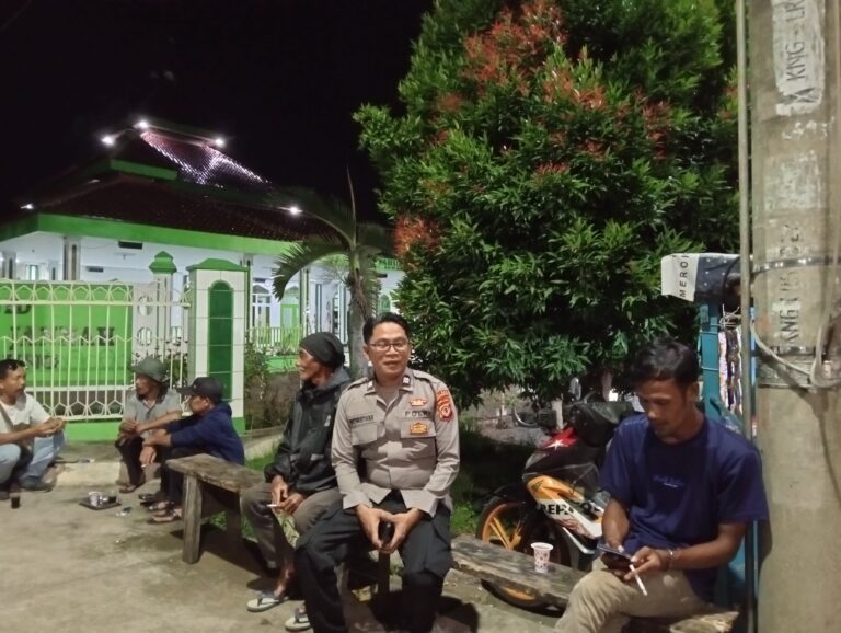 ANGGOTA POLSEK LURAGUNG PATROLI SEBAGAI LANGKAH PREVENTIF CEGAH AKSI C3 DAN KEJAHATAN JALANAN LAINNA