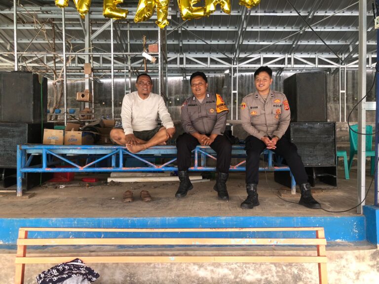 ‘Anggota Patroli Polsek Cibingbin Laksanakan Patroli Dialogis Antisipasi C3, Demi menjaga Kondusifitas diwilayah hukum Polsek Cibingbin’