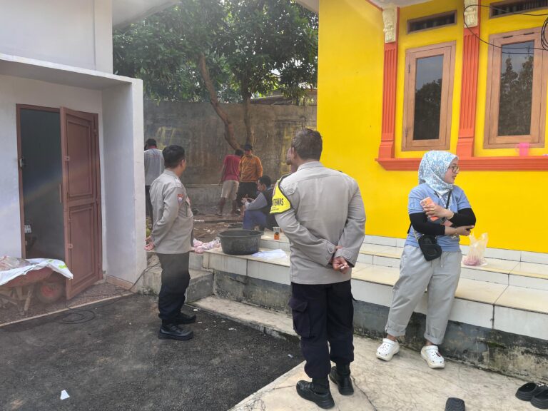 Merajut Benang-Benang Sinergitas, Anggota Bhabinkamtibmas Polsek Mandirancan Tanamkan Fondasi Keamanan Sejak Dini