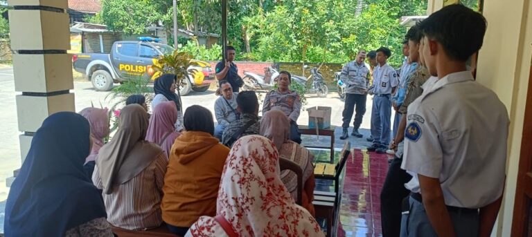 Ipda Lukman Hakim Pimpin Penertiban Pelajar Bolos Sekolah Saat Jam KBM, Temukan Sajam, Indikasi Akses Judi Online, Sebanyak 11 Siswa Dibina Bersama Orang Tua dan Sekolah