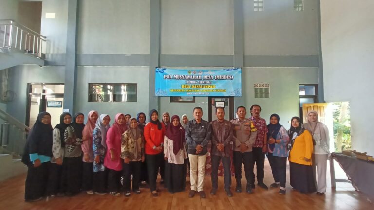 Brigadir Dendi Sopandi Hadiri Pra Musyawarah Desa Rembug Stunting, Dorong Komitmen Bersama dan Edukasi Kamtibmas untuk Mendukung Pencegahan Stunting