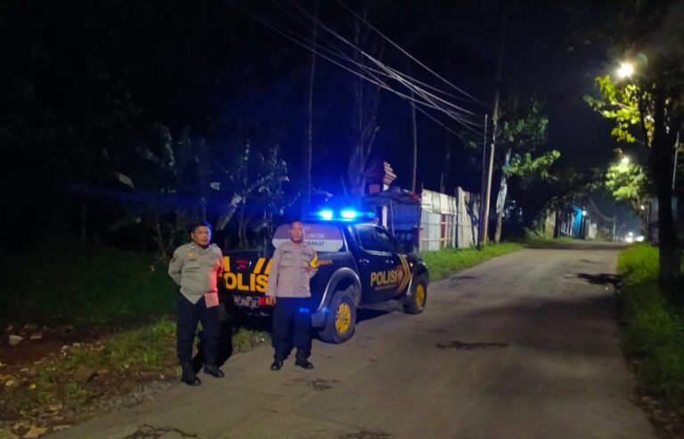 Menjaga Pintu Gerbang Kabupaten, Ka SPKT 2 Polsek Mandirancan Hadirkan Kenyamanan di Garis Perbatasan Cirea