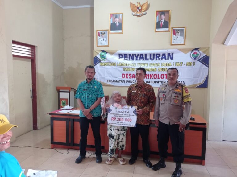 Bhabinkamtibmas Desa Tarikolot Laksanakan Monitoring Penyaluran BLT Dana Desa Triwulan Kedua Tahun 2026 guna Memastikan Bantuan Tepat Sasaran dan Berjalan Tertib serta Lancar