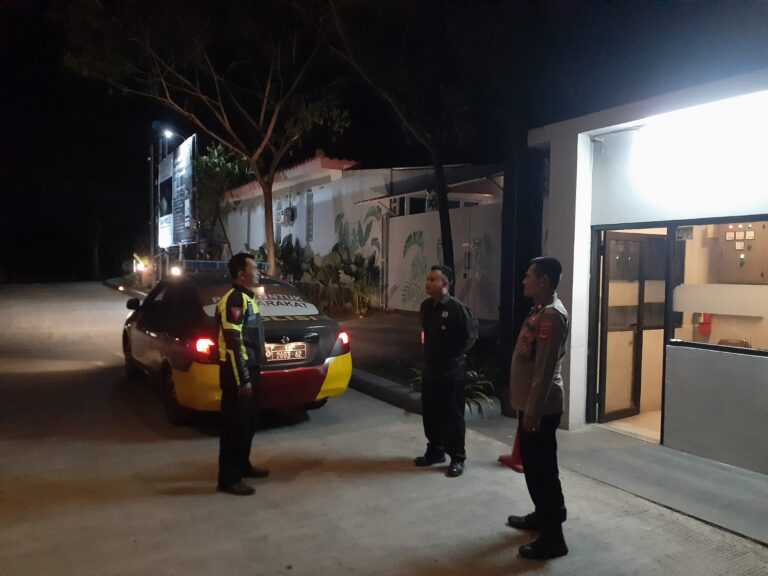 Patroli Dialogis Polsek Cilimus Wujud Nyata Kehadiran Polri di Tengah Masyarakat